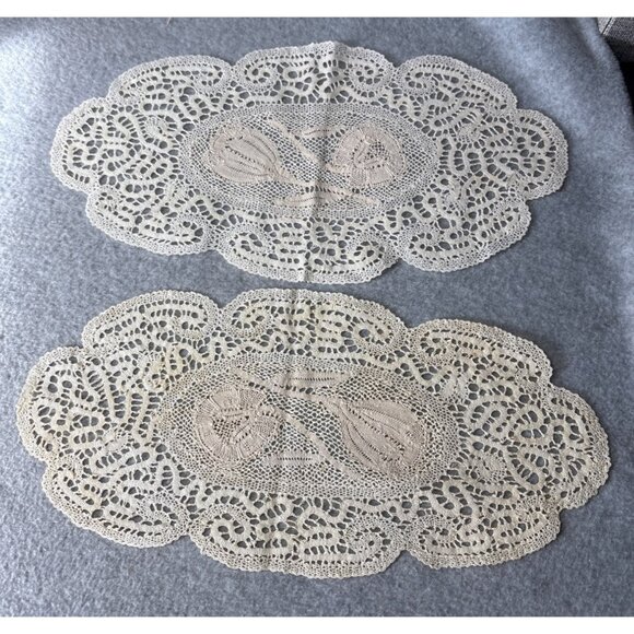 Vintage Crochet Oval Lace Doilies Set Of 2 Handcrafted Decorative Table Linens I - Picture 7 of 9